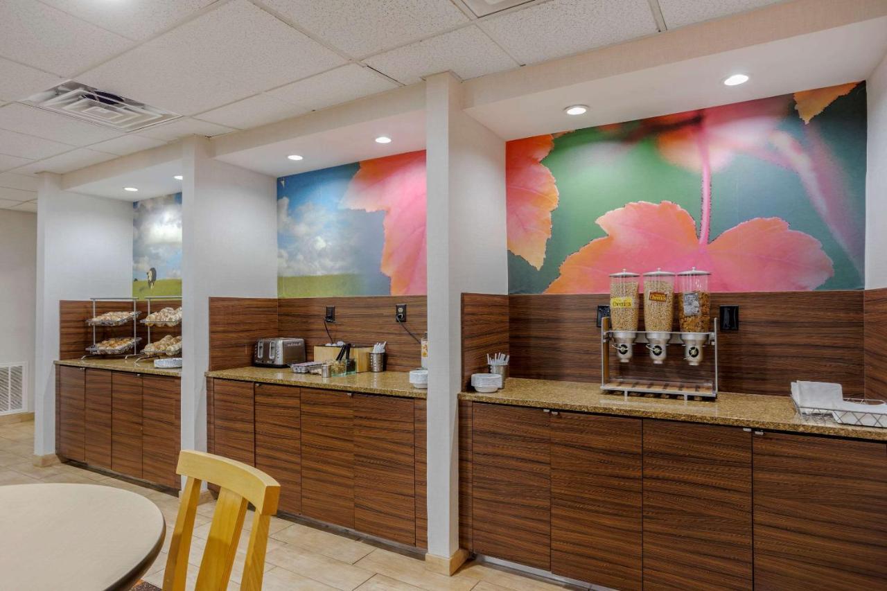 芒特劳雷尔万枫套房酒店 劳雷尔山 外观 照片